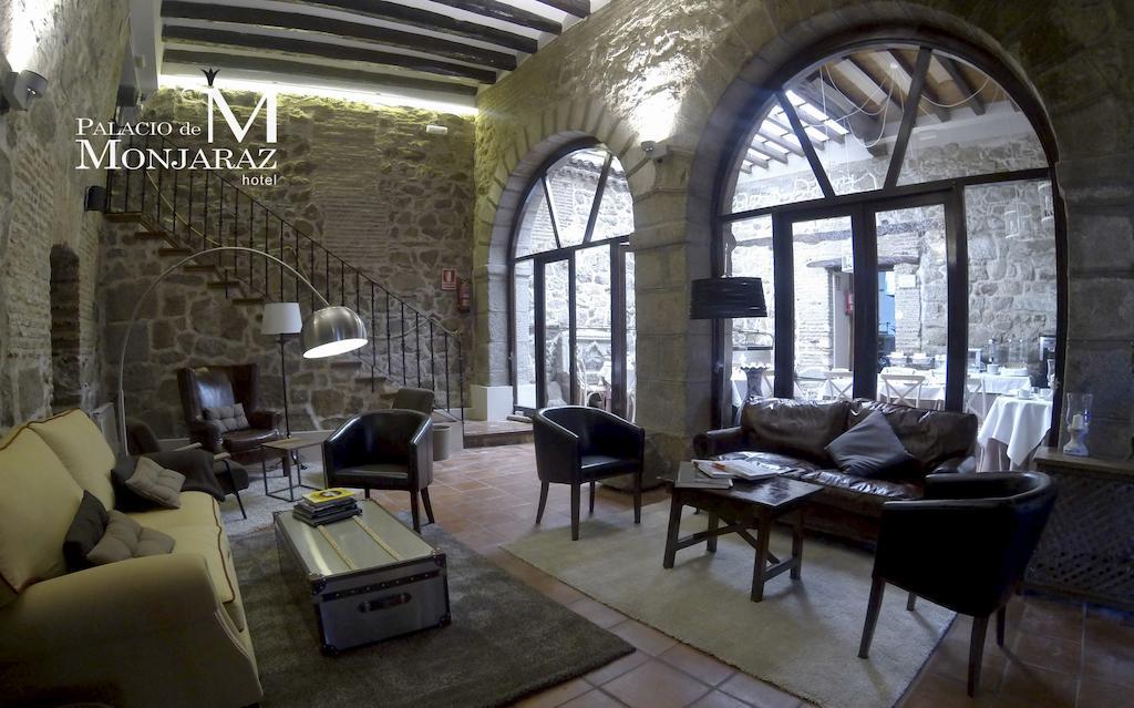 Palacio De Monjaraz Ávila Extérieur photo
